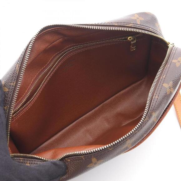 LOUIS VUITTON Brown Monogram Leather Shoulder Bag - Picture 3 of 12